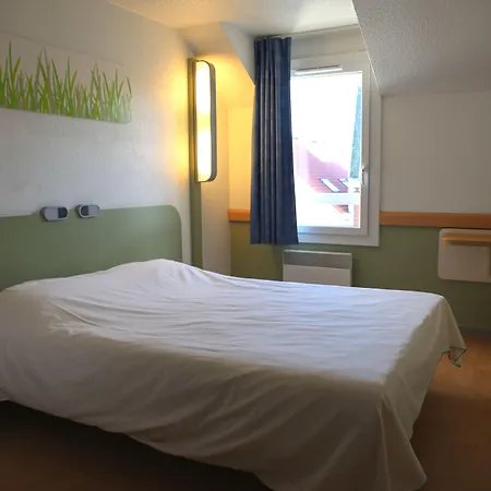 Hotel Ibis Budget Centre Les Ports