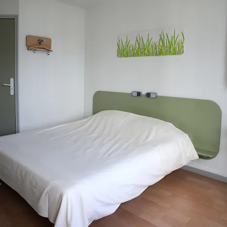 Ibis Budget Centre Les Ports 호텔