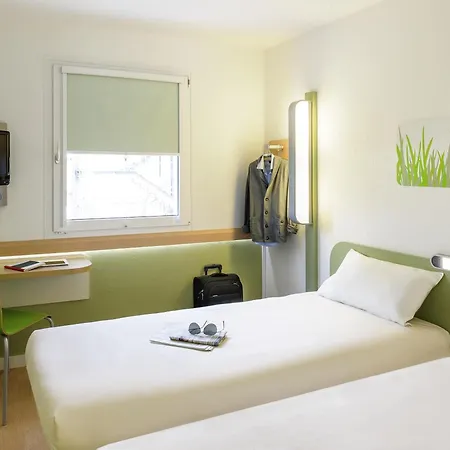Ibis Budget Centre Les Ports 호텔 2*
