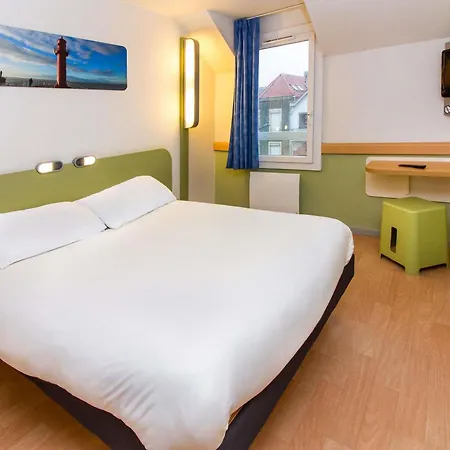 ホテル Ibis Budget Centre Les Ports