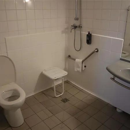 Ibis Budget Centre Les Ports 2*