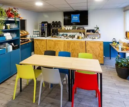 Otel Ibis Budget Centre Les Ports