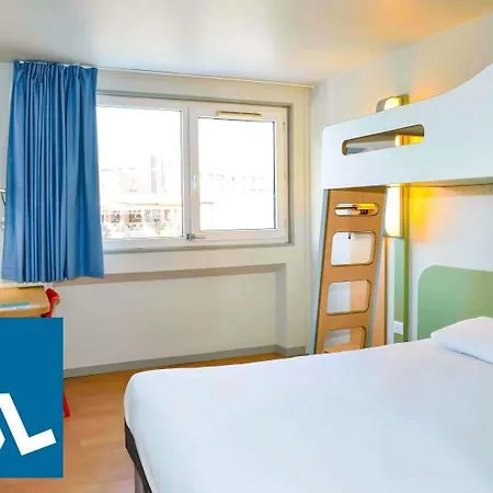 Hotel Ibis Budget Centre Les Ports 2*