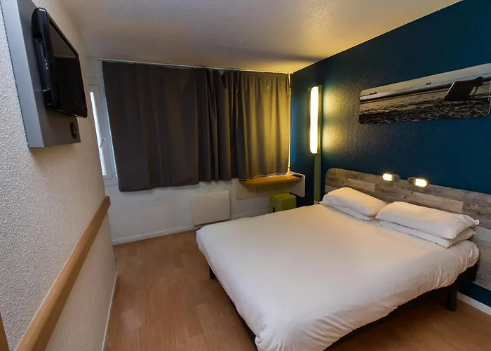 Hotel Ibis Budget Sur Centre Les Ports