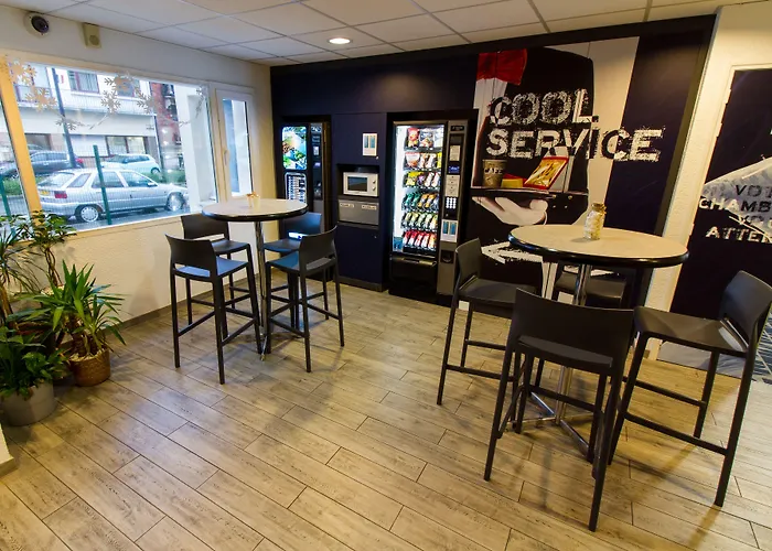 Ibis Budget Centre Les Ports Hotel 2*