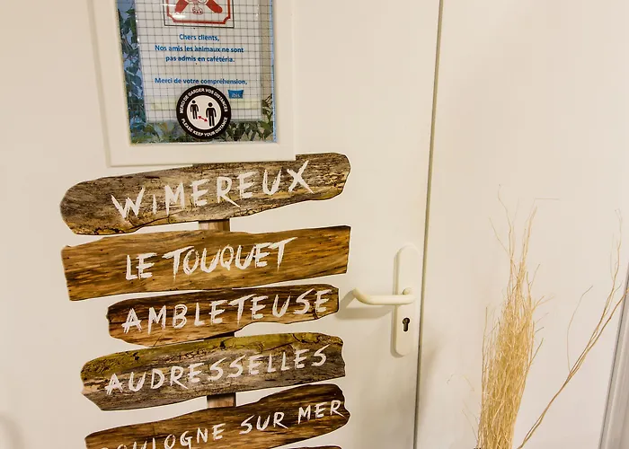 Ibis Budget Sur Centre Les Ports Hotel