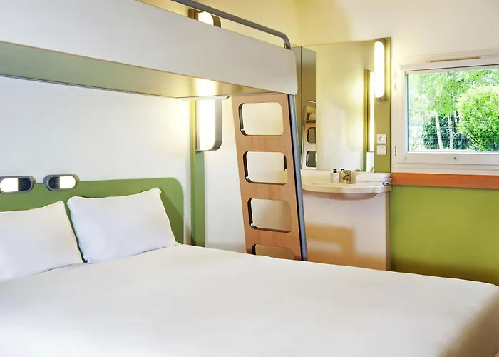 Ibis Budget Centre Les Ports 2*